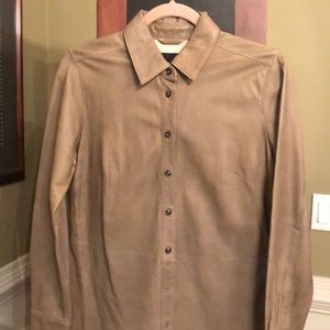 Suede collared blouse